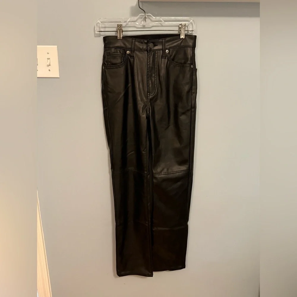 Gap Sky High Cheeky Straight Vegan Leather Pants (Size 25) - Picture 5 of 7
